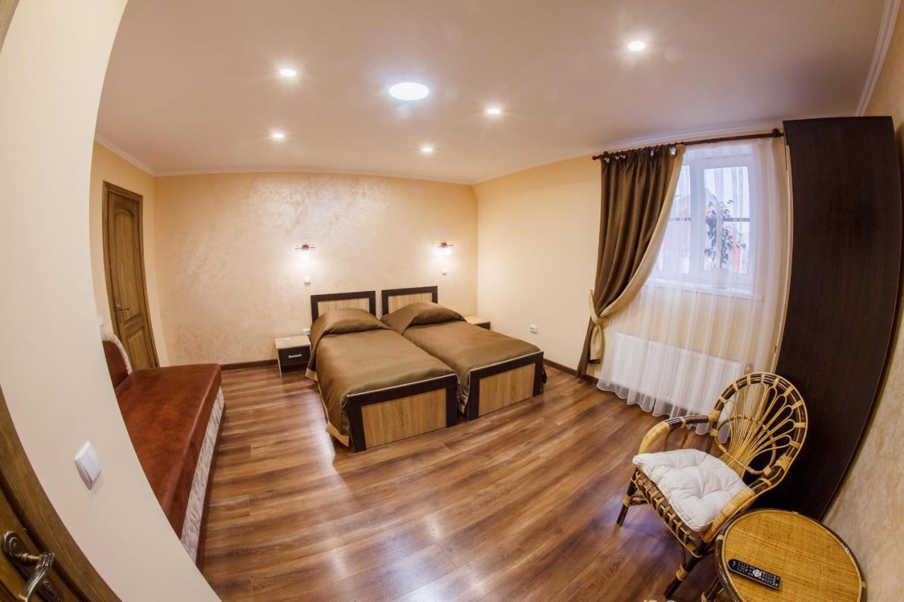 Panorama Apart-Hotel Каменец-Подольский Экстерьер фото